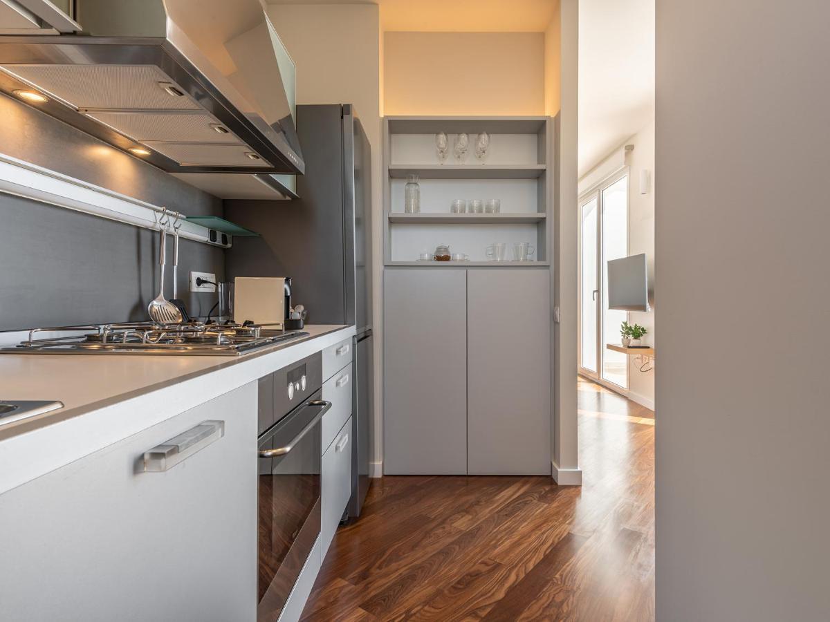 Penthouse Center Lägenhet Cagliari Exteriör bild