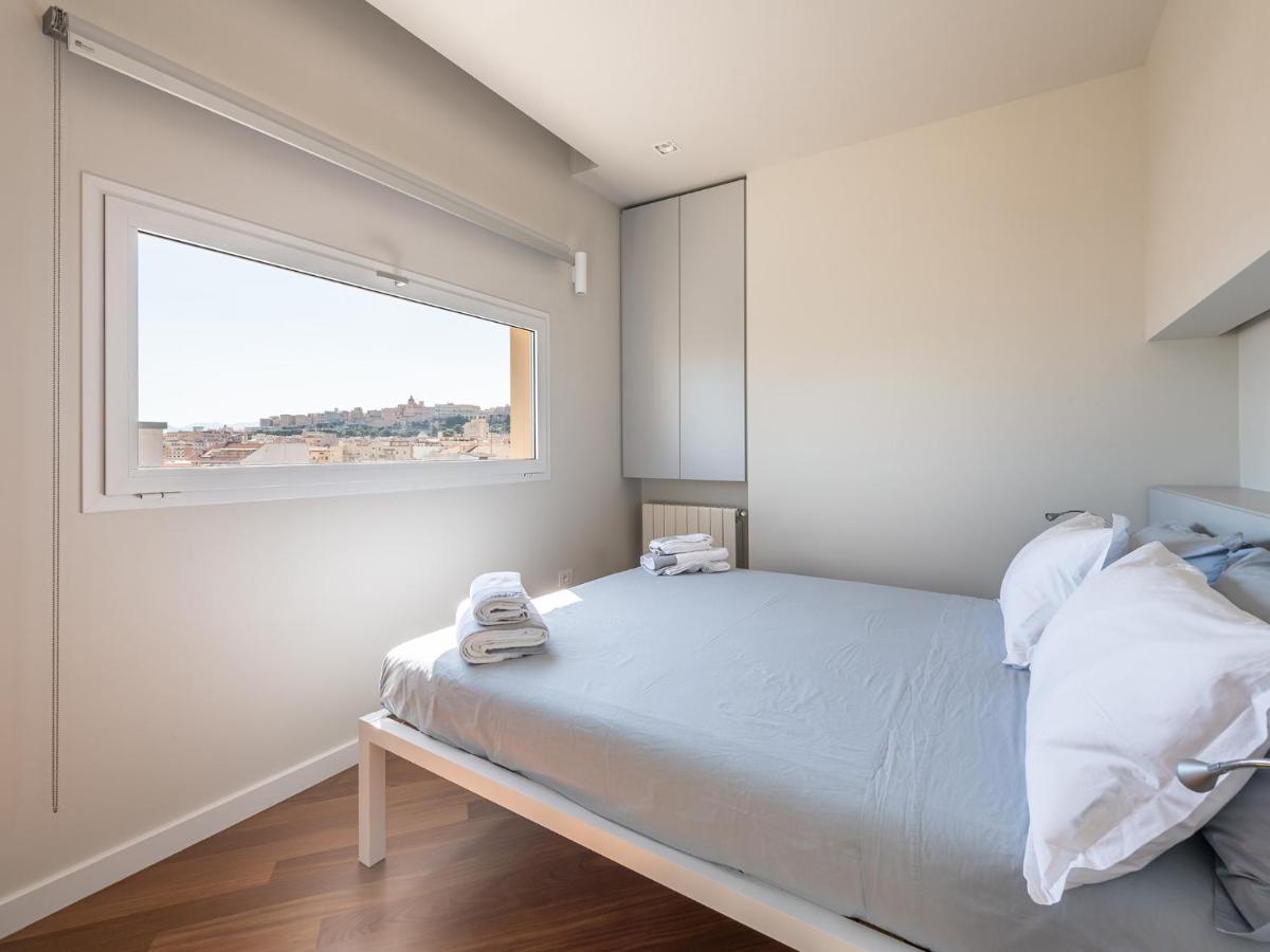 Penthouse Center Lägenhet Cagliari Exteriör bild