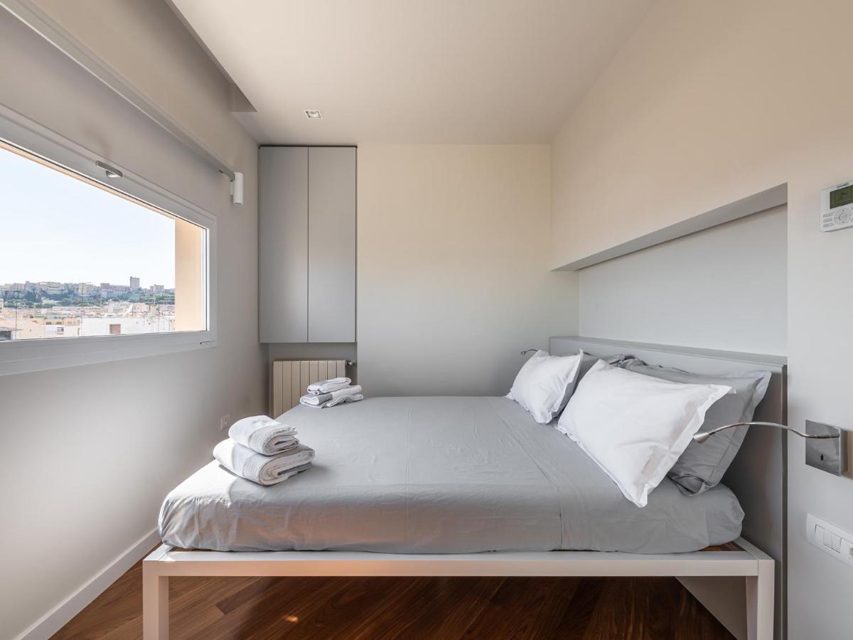 Penthouse Center Lägenhet Cagliari Exteriör bild